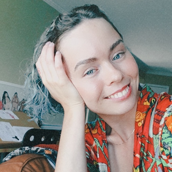 Meet your Posher, Alex - Picture 1 of 1